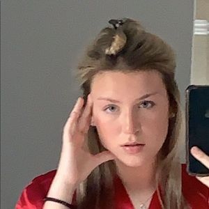 Meet your Posher, Elle